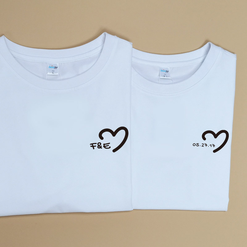心形愛侶胸口 - 情侶/男裝/女裝圓領T-Shirt